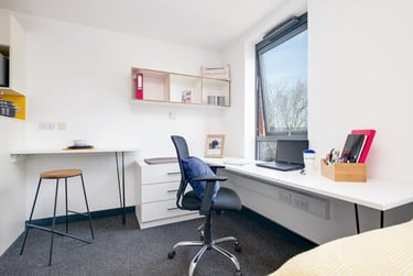 1 bed studio, Fulham Palace Road, Hammersmith, London, W69PA - Image 15